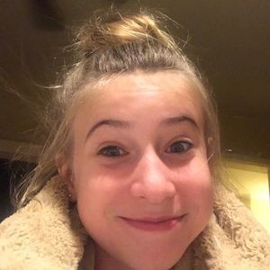 Meet your Posher, Ella